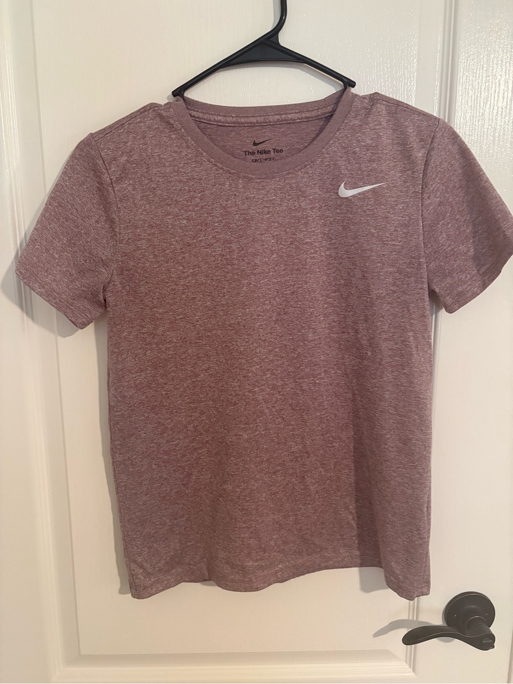 Nike women’s Dri-FIT Heather Maroon Short Sleeve Shirt